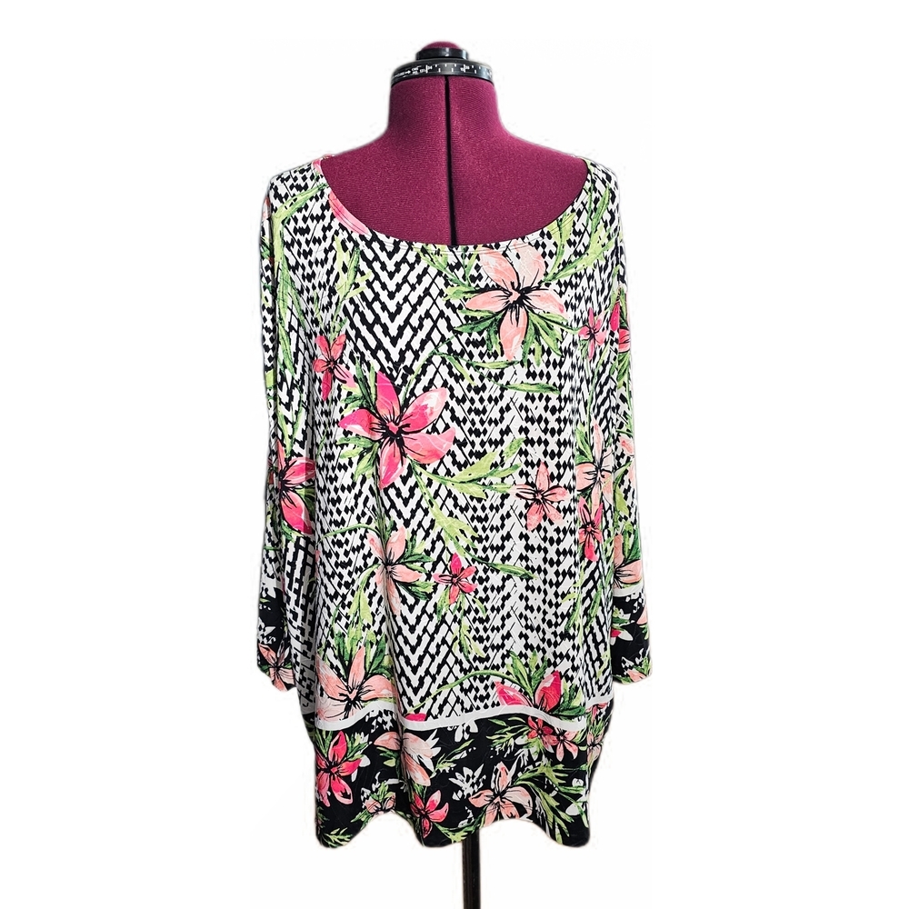 JN Collectipn Tropical Tunic Black and Pink Floral Blouse Top